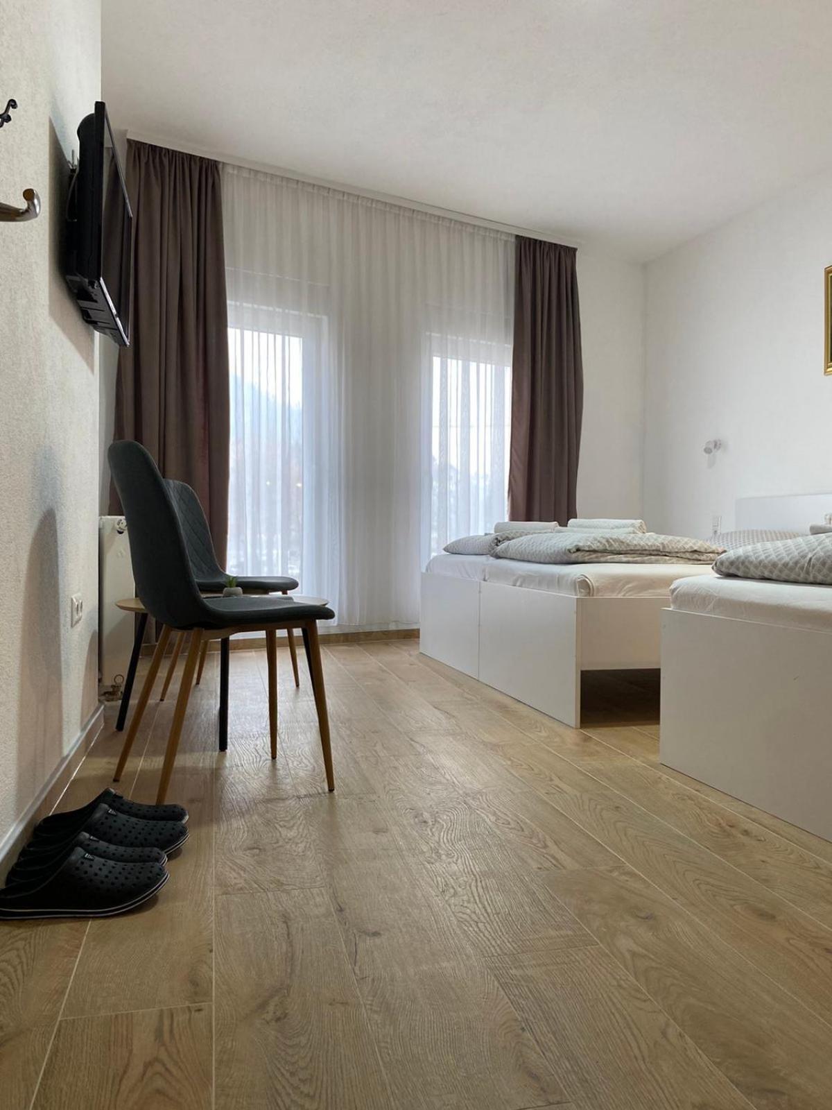 Prenociste Stari Grad - Old Town Hotel Tuzla Exterior photo